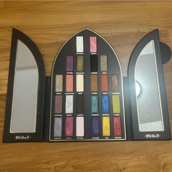 Kat Von D Saint & Sinner Palette - Picture 4 of 4